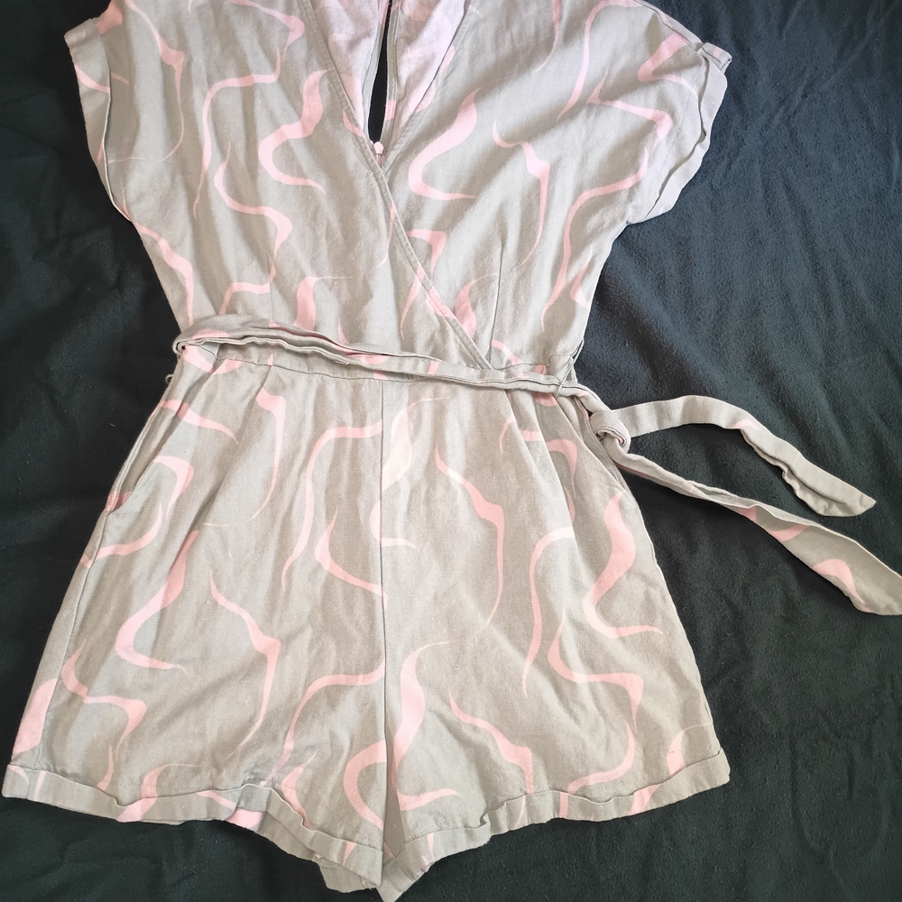 Mint and Pink Patterned Romper - image 2